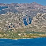 Claudia, Near Old Town, Free Parking Place * 자다르