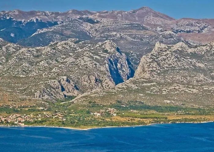 Claudia, Near Old Town, Free Parking Place * Zadar