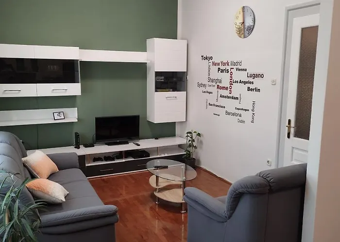 Claudia, Near Old Town, Free Parking Place * Zadar